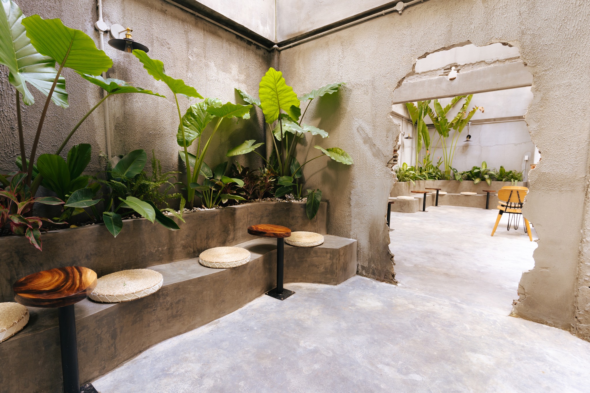 Chất liệu không gian tại Rure Coffee Tea